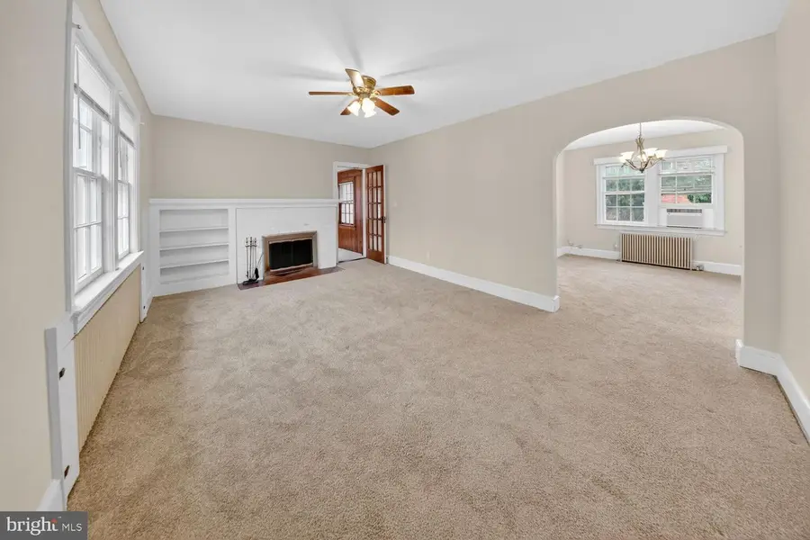 1639 N Woodstock St, Arlington, VA 22207 - #3