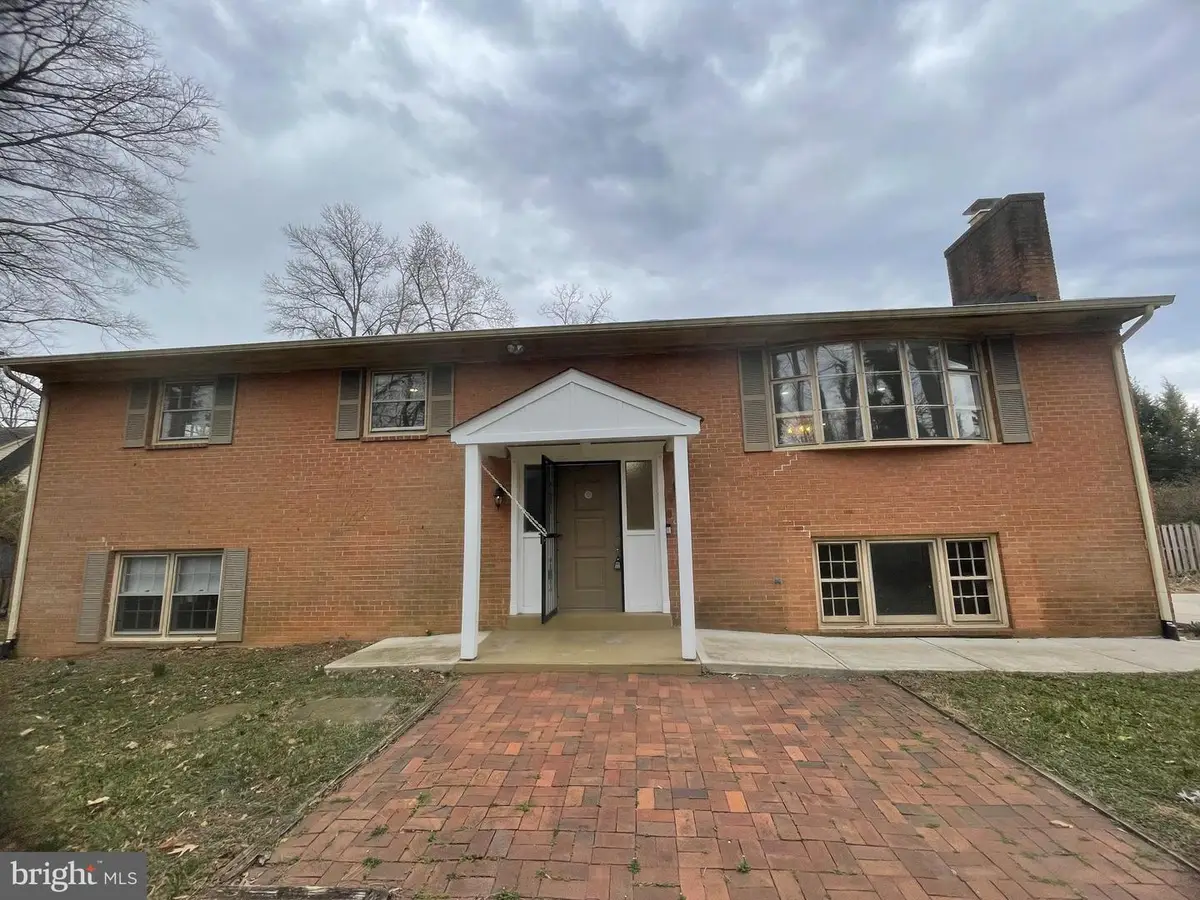 913 N Harrison St, Arlington, VA 22205 - #1