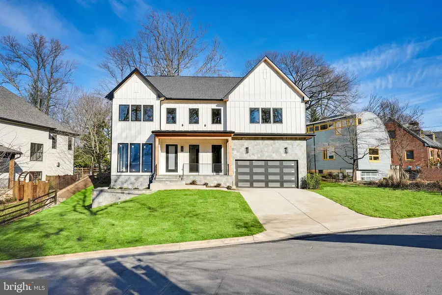 3830 30th Rd N, Arlington, VA 22207 - #2