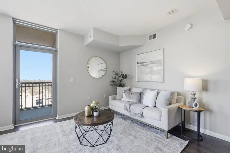 851 N Glebe Rd #1812, Arlington, VA 22203 - #2