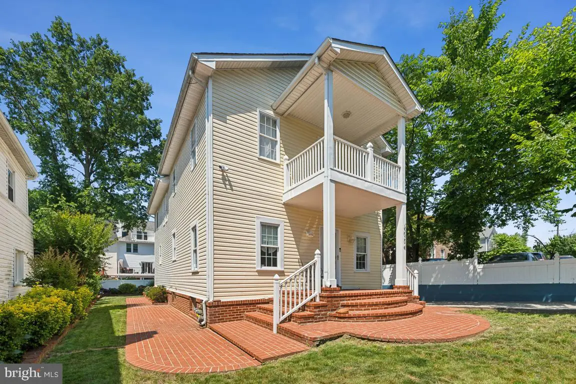 2034 S Shirlington Rd, Arlington, VA 22204 - #1