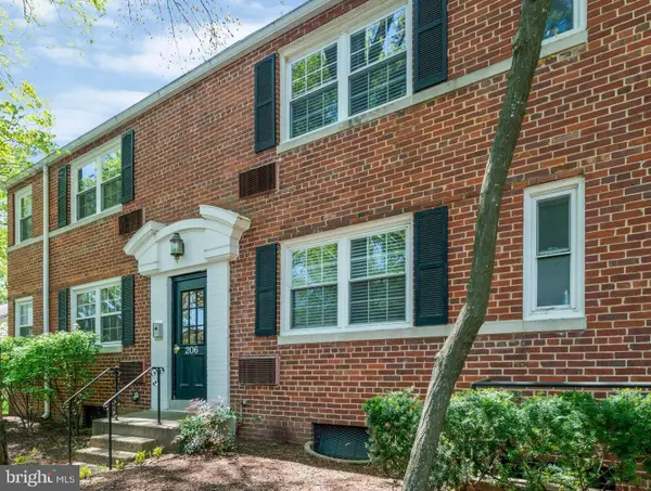 206 N Trenton St #206-2, ARLINGTON, VA 22203