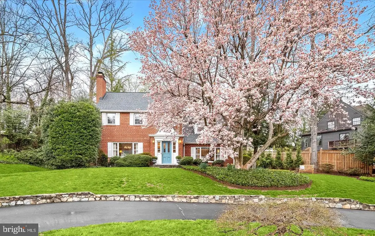 4449 38th St N, Arlington, VA 22207 - #1