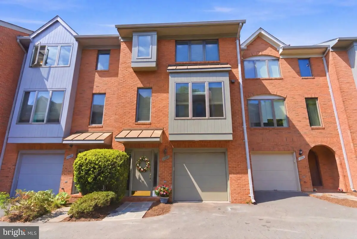 1989 N Adams St, Arlington, VA 22201 - #1