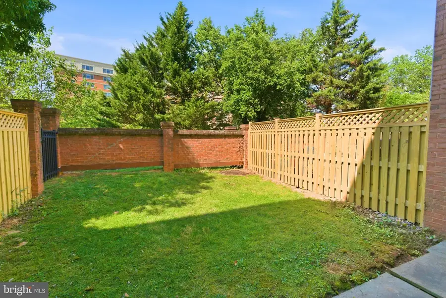 1989 N Adams St, Arlington, VA 22201 - #3