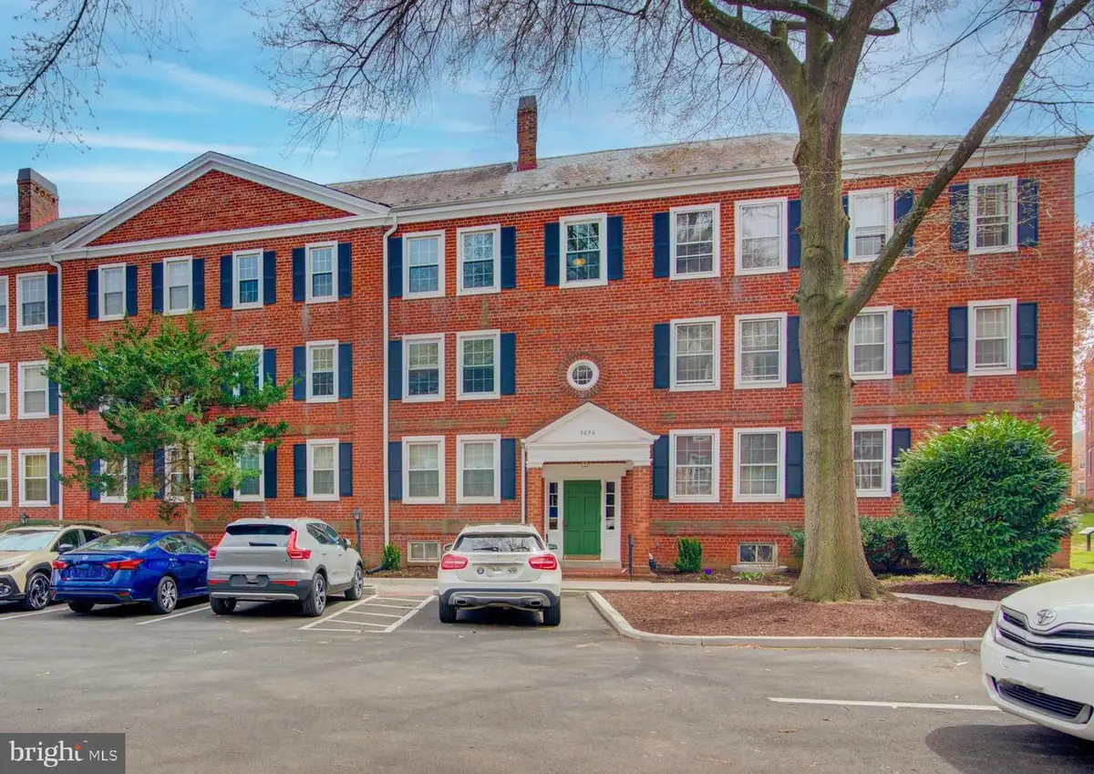 3050 S Buchanan St #a2, Arlington, VA 22206 - #1