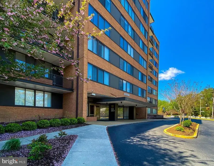 4390 Lorcom Ln #805, Arlington, VA 22207 - #2