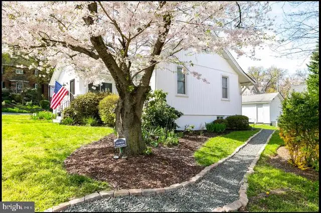 1129 19th St S, Arlington, VA 22202 - #2