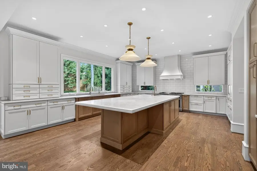 3031 N Stuart St, Arlington, VA 22207 - #2