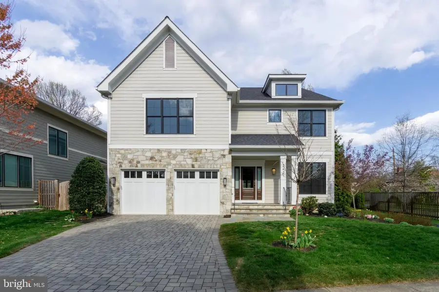 2421 N Buchanan St, Arlington, VA 22207 - #2