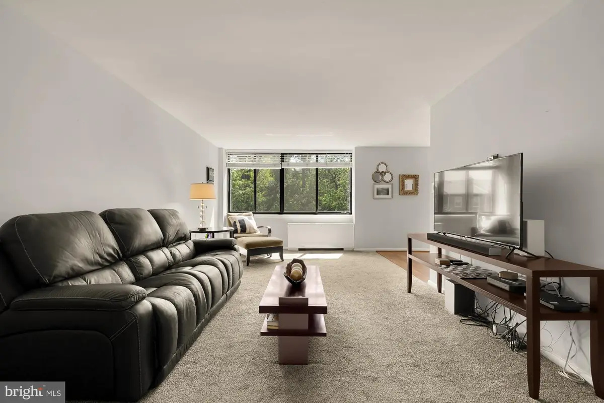 4390 Lorcom Ln #510, Arlington, VA 22207 - #1