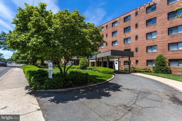 3515 Washington Blvd #207, ARLINGTON, VA 22201