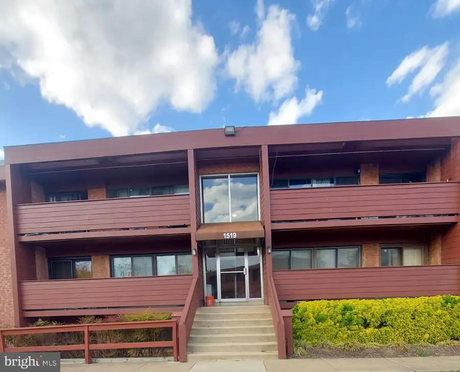 1519 S George Mason Dr S #21, Arlington, VA 22204 - #3