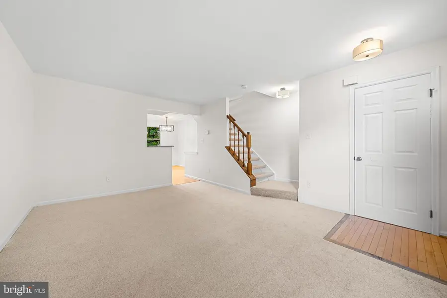 5048 9th St S, Arlington, VA 22204 - #2