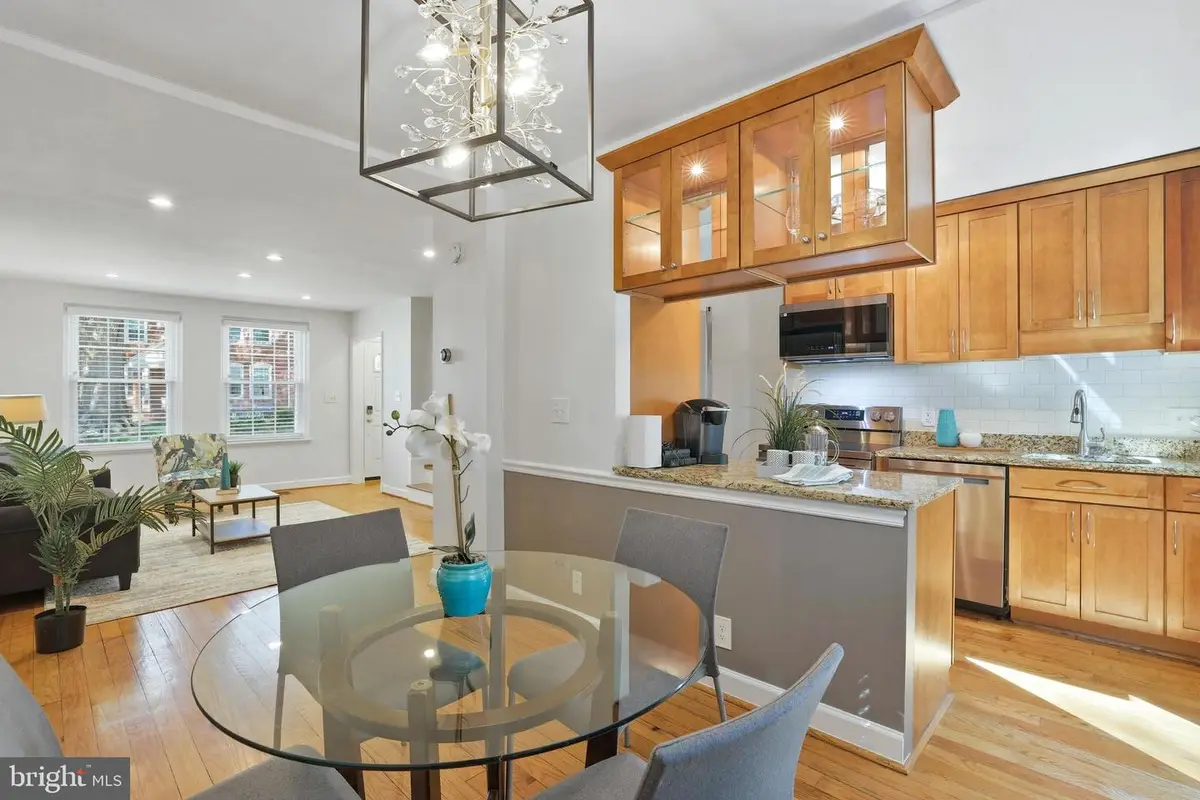 3363 S Stafford St, Arlington, VA 22206 - #1