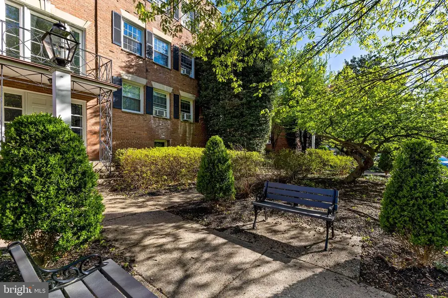 5003 10th St S #5, Arlington, VA 22204 - #2