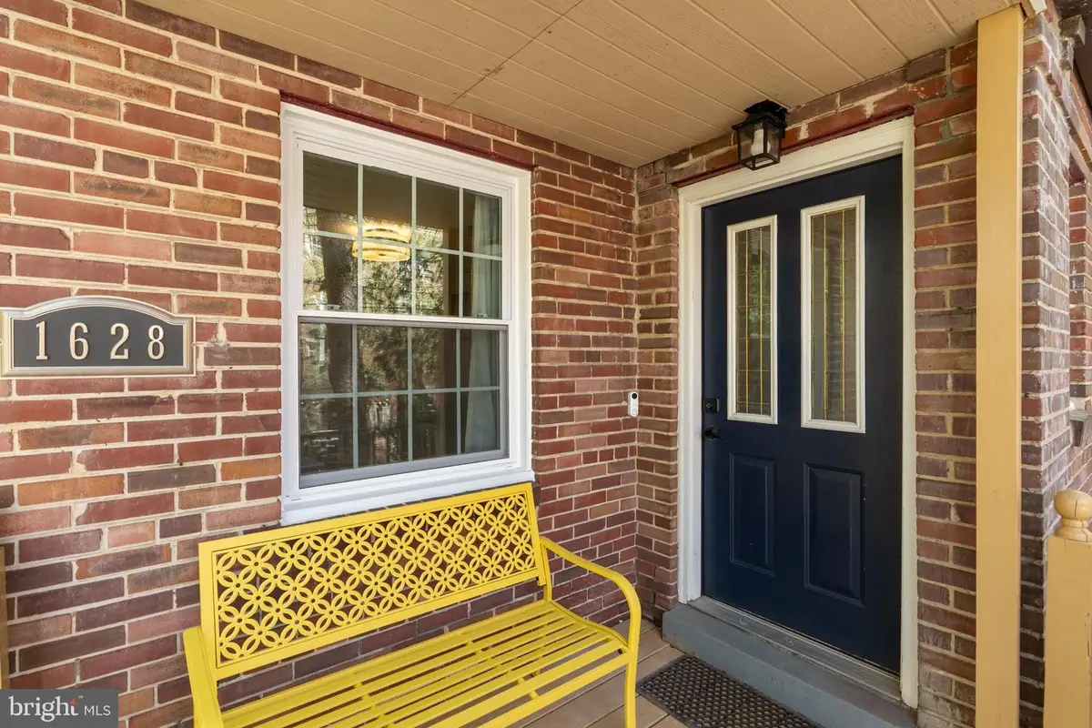 1628 N Colonial Ter, Arlington, VA 22209 - #1