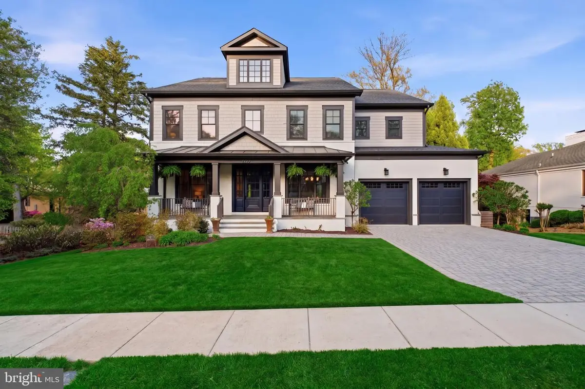 2907 N Kensington St, Arlington, VA 22207 - #1