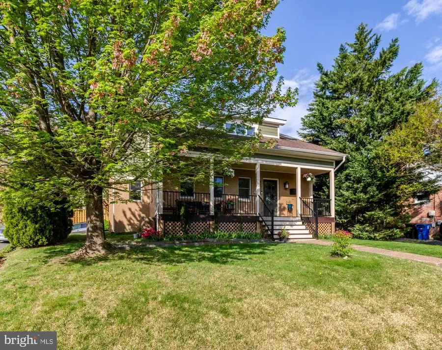 2000 N George Mason Dr, Arlington, VA 22205 - #2