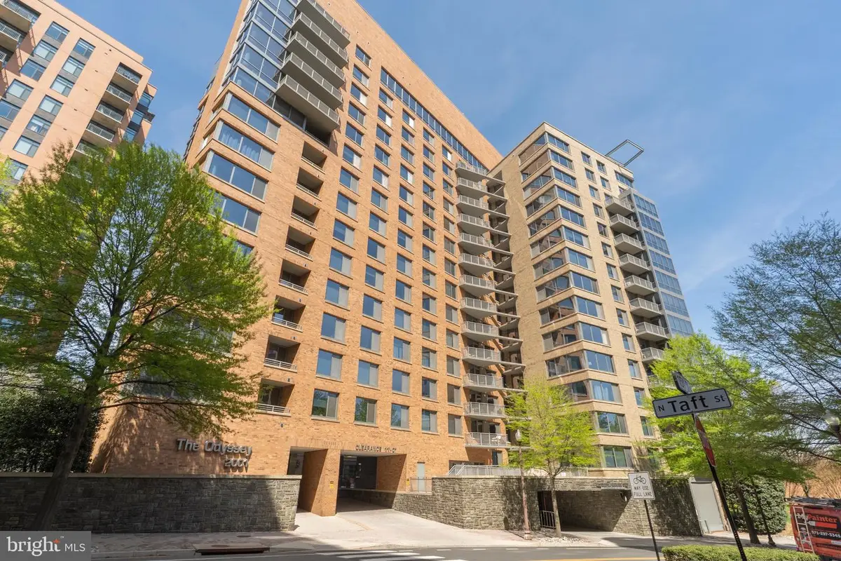 2001 15th St N #720, Arlington, VA 22201 - #1