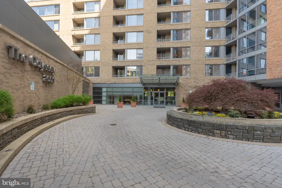 2001 15th St N #720, Arlington, VA 22201 - #2