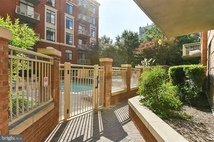 1201 N Garfield St #ph10, Arlington, VA 22201 - #3