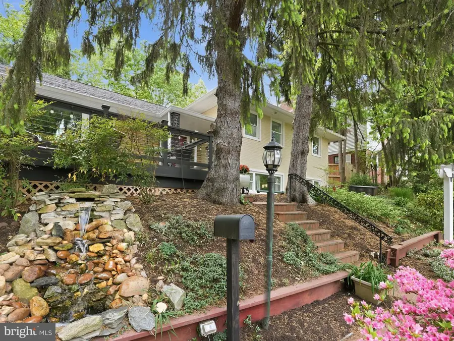 700 26th Pl S, Arlington, VA 22202 - #2