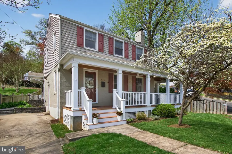 942 N Longfellow St, Arlington, VA 22205 - #2