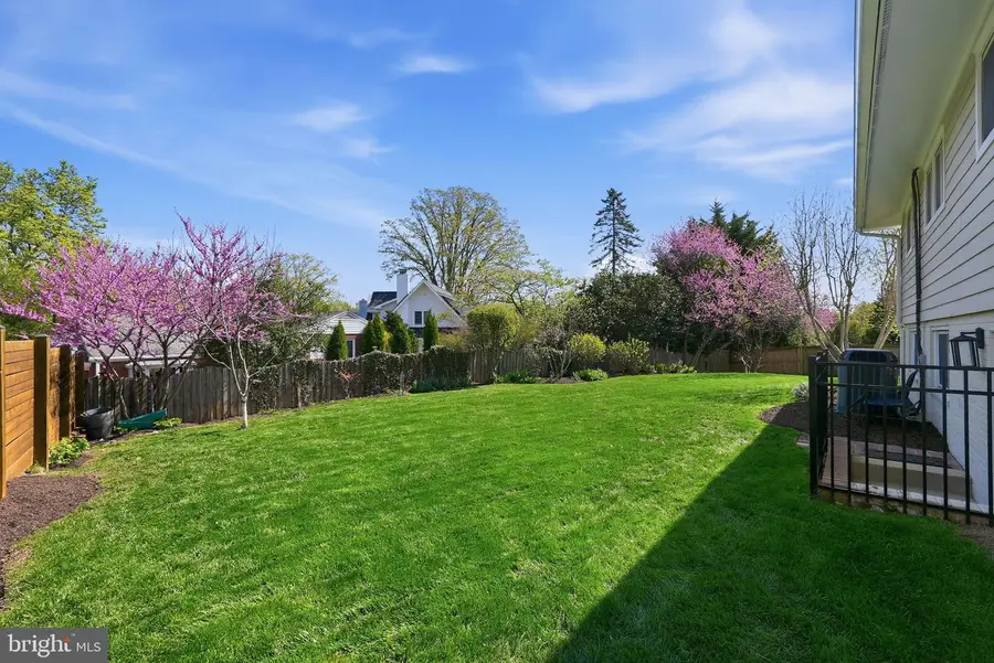 3605 N Upland St, Arlington, VA 22207 - #2