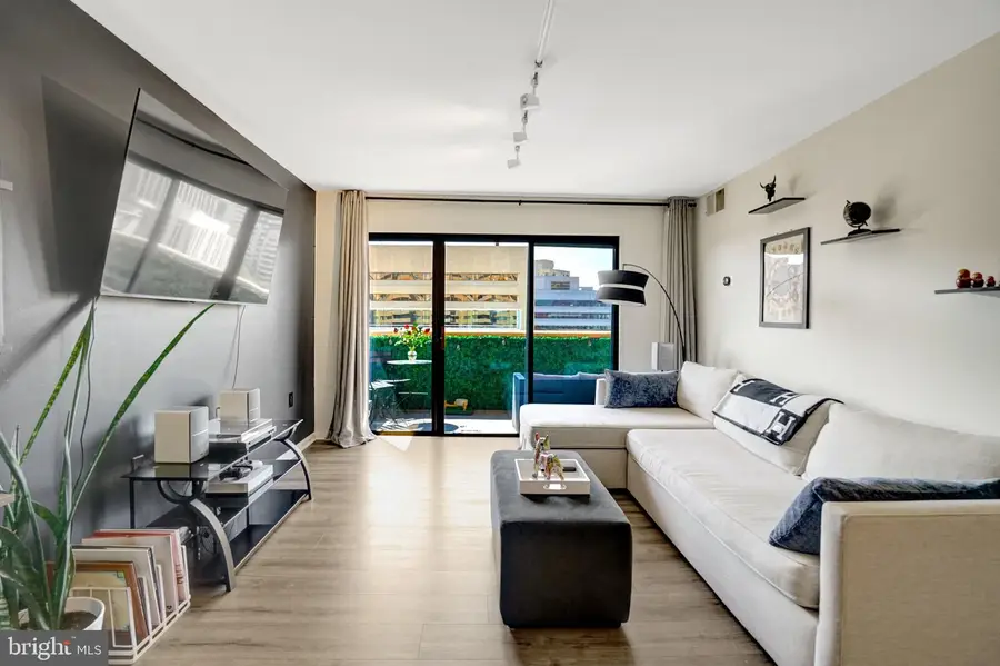 1301 N Courthouse Rd #1509, Arlington, VA 22201 - #3