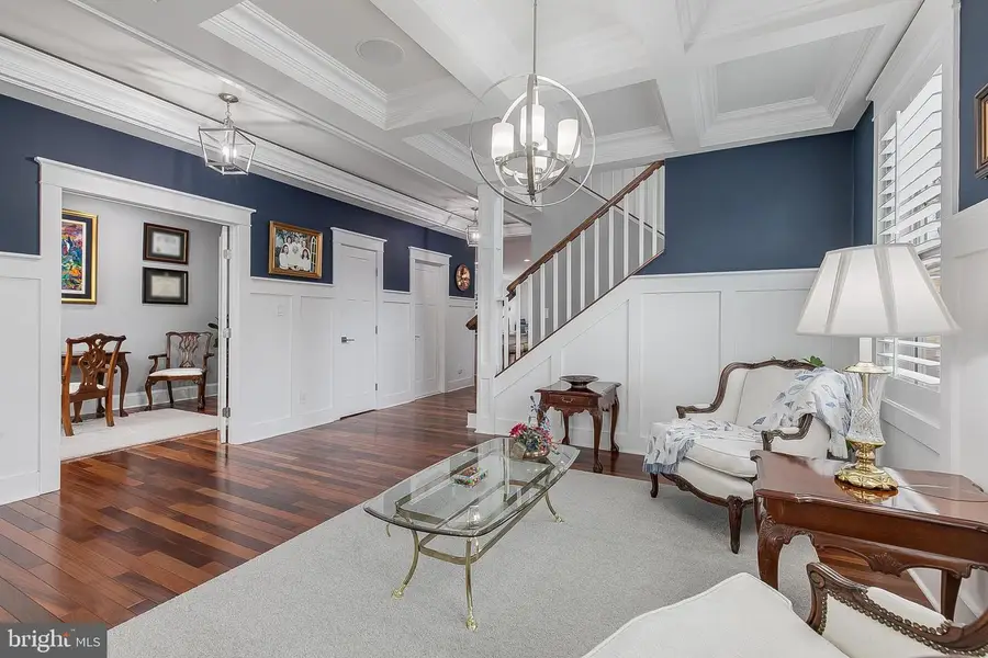 606 S Barton St, Arlington, VA 22204 - #3