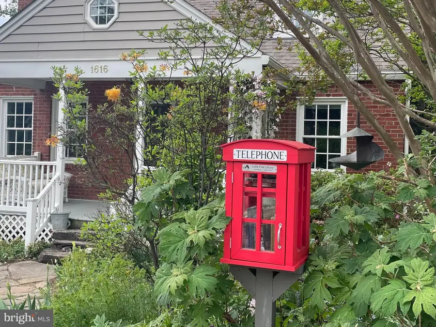 1616 N Taylor St, Arlington, VA 22207 - #2