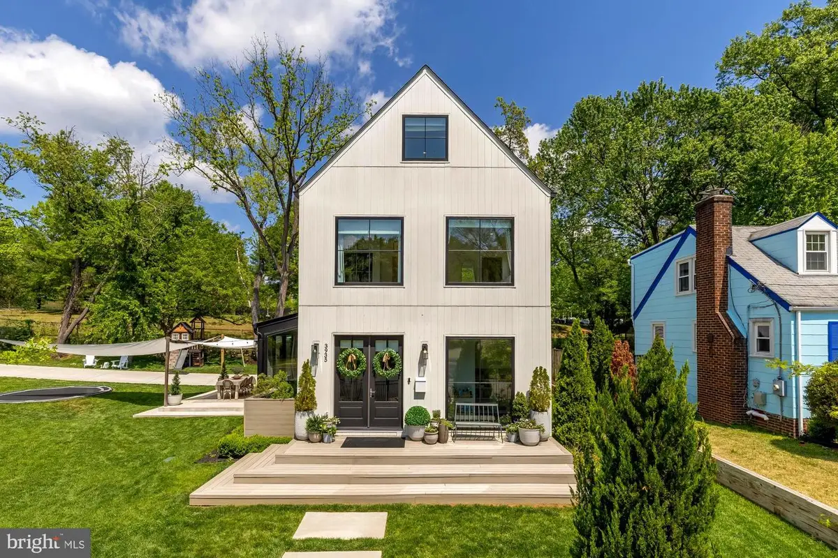 3935 6th St S, Arlington, VA 22204 - #1