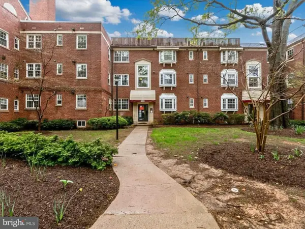 2104 N Scott St #35, ARLINGTON, VA 22209