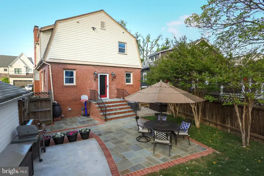 255 N Bryan St, Arlington, VA 22201 - #3