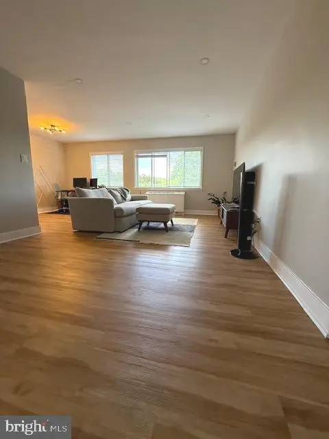 3701 5th St S #305, Arlington, VA 22204 - #3