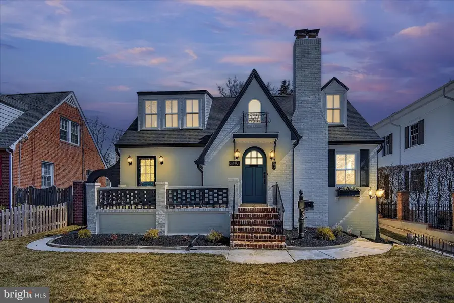 1607 N Glebe Rd, Arlington, VA 22207 - #3