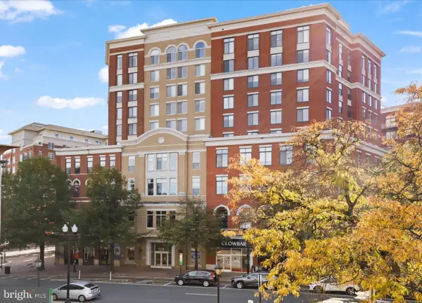 1220 N Fillmore St #908, ARLINGTON, VA 22201