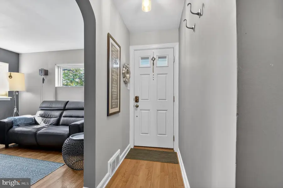 2245 Buchanan St N, Arlington, VA 22207 - #2