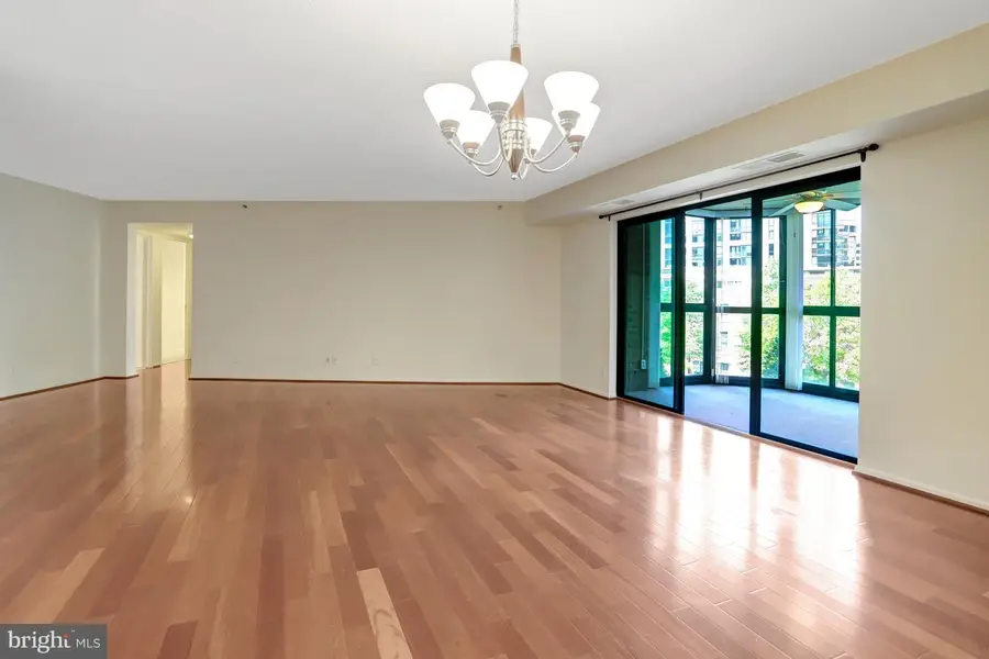 1600 Oak St N #732, Arlington, VA 22209 - #3