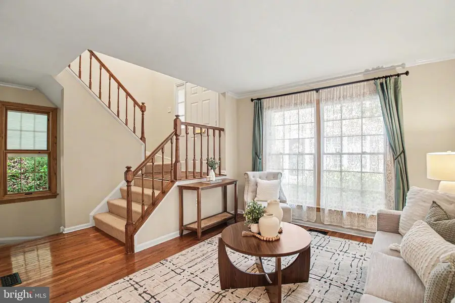 2536 S Walter Reed Dr #e, Arlington, VA 22206 - #2