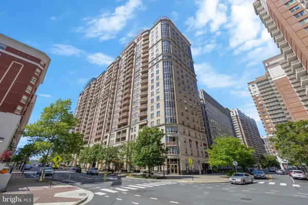 888 N Quincy St #906, ARLINGTON, VA 22203