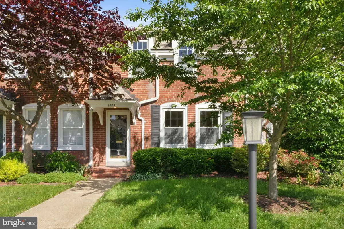 4425 36th St S, Arlington, VA 22206 - #1