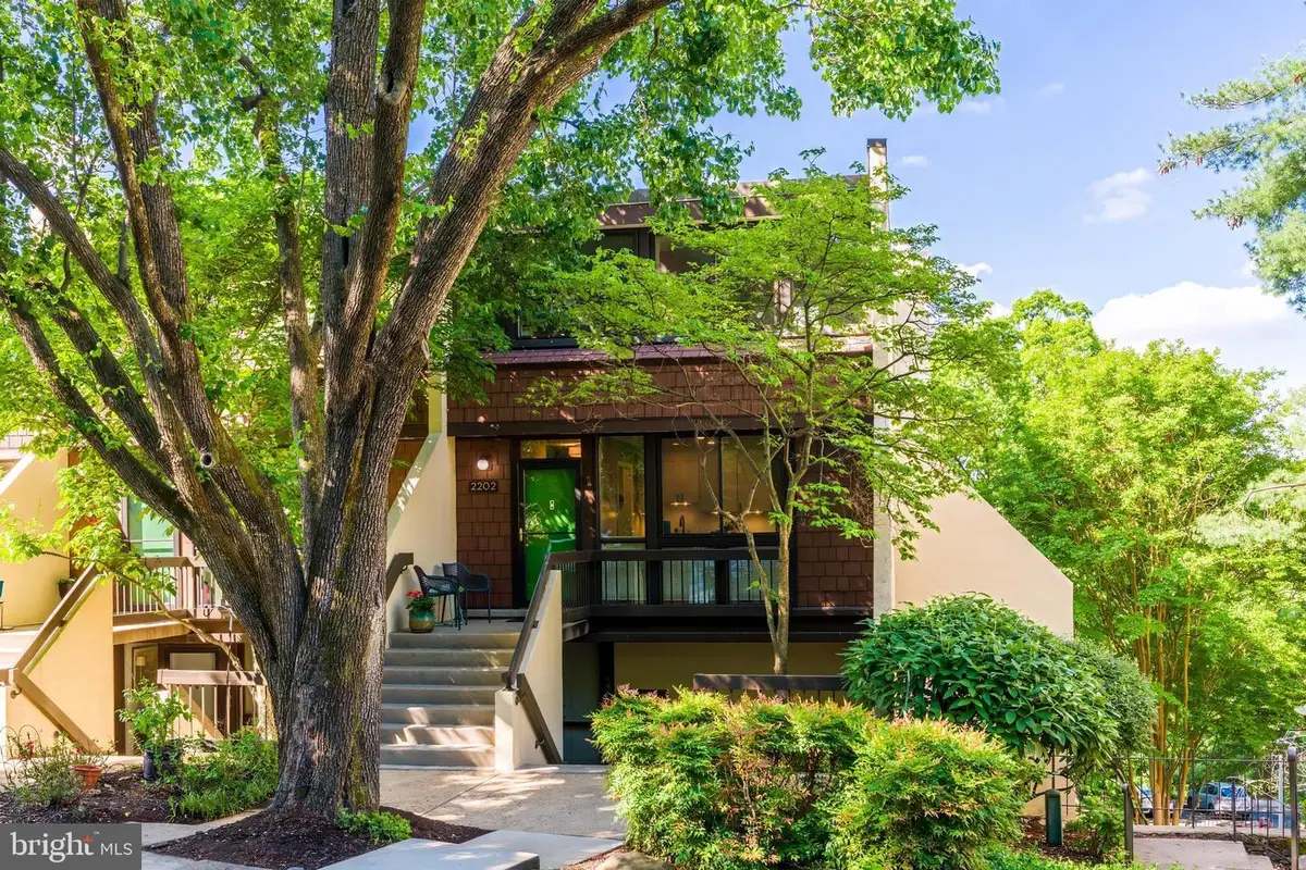 2202 S Quincy St #2, Arlington, VA 22204 - #1