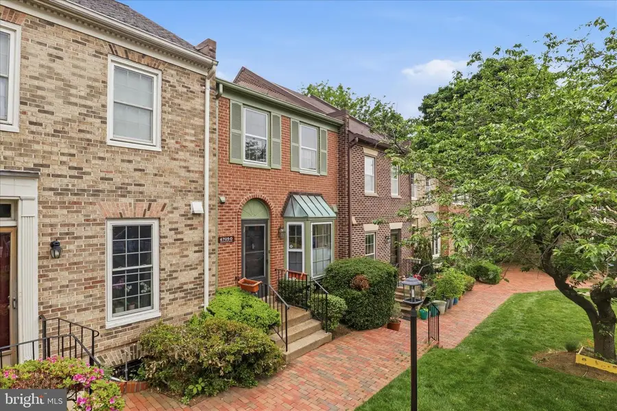 6705 Washington Blvd #d, Arlington, VA 22205 - #3