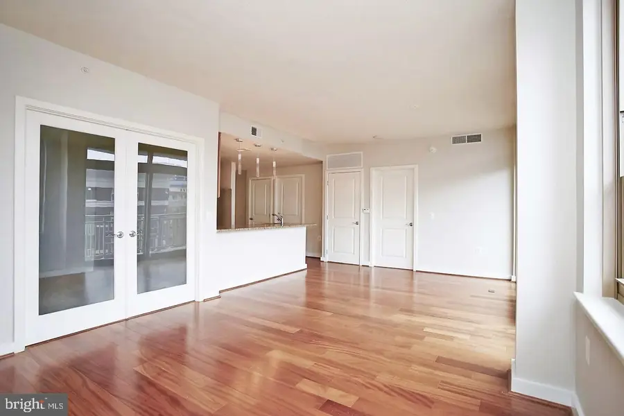 888 N Quincy St #910, Arlington, VA 22203 - #2