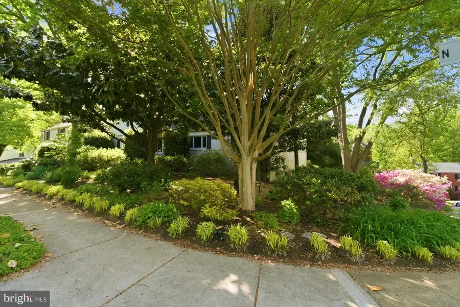 2506 N Upshur St, Arlington, VA 22207 - #3
