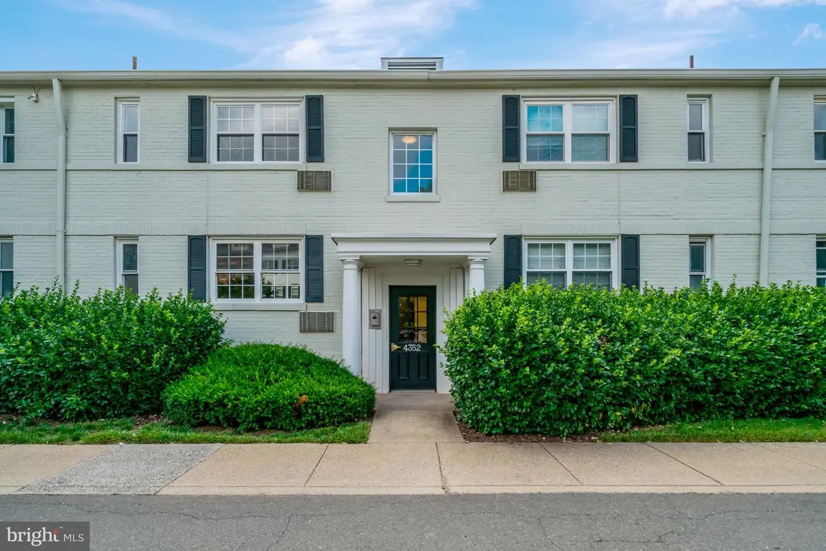 4352 N Pershing Dr #43522, Arlington, VA 22203 - #1
