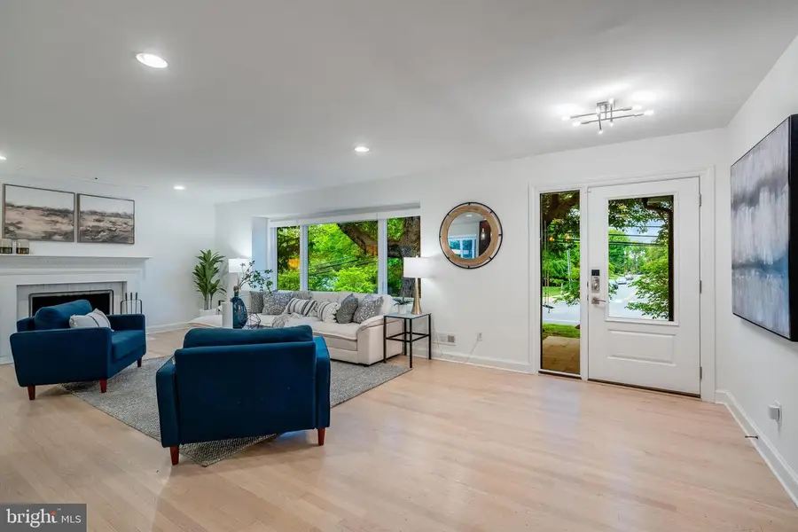 5024 Williamsburg Blvd, Arlington, VA 22207 - #2