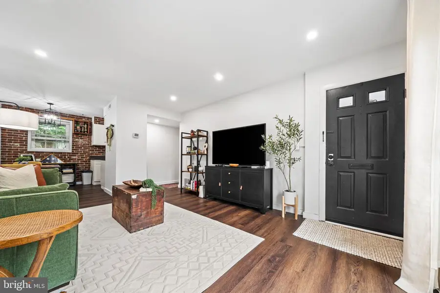 2717 S Walter Reed Dr #a, Arlington, VA 22206 - #2